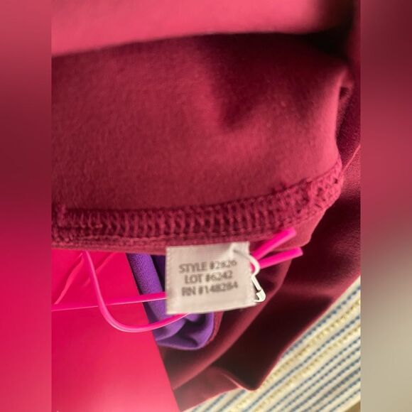 TEREZ Electric Purple And Black Raspberry TLC Colorblock Leggings Sz L NWT - Picture 8 of 16